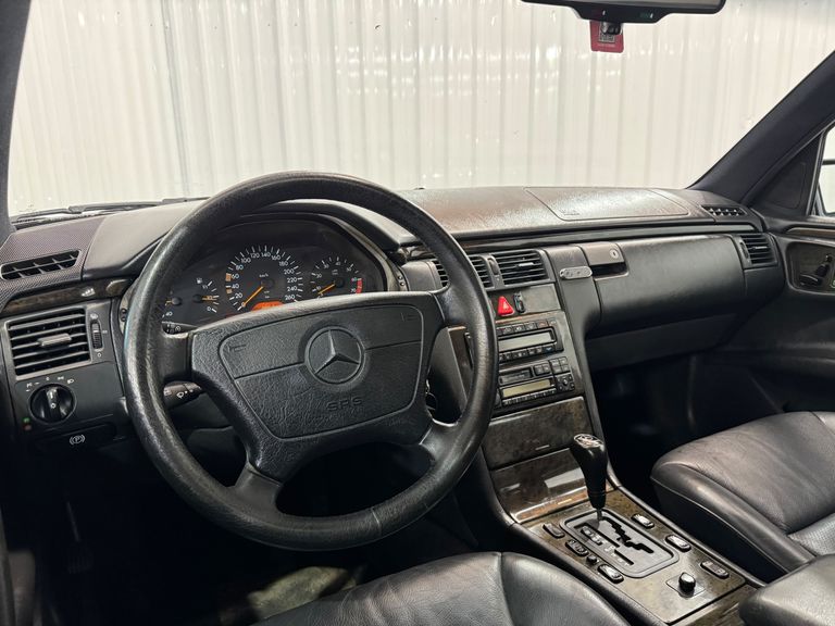 Mercedes E-420 Classic/Elegance/Avantgarde