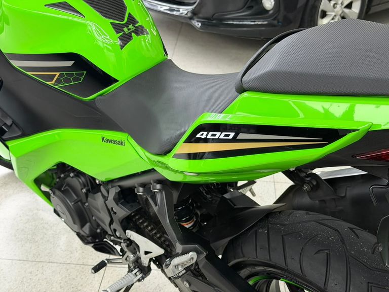 KAWASAKI NINJA 400