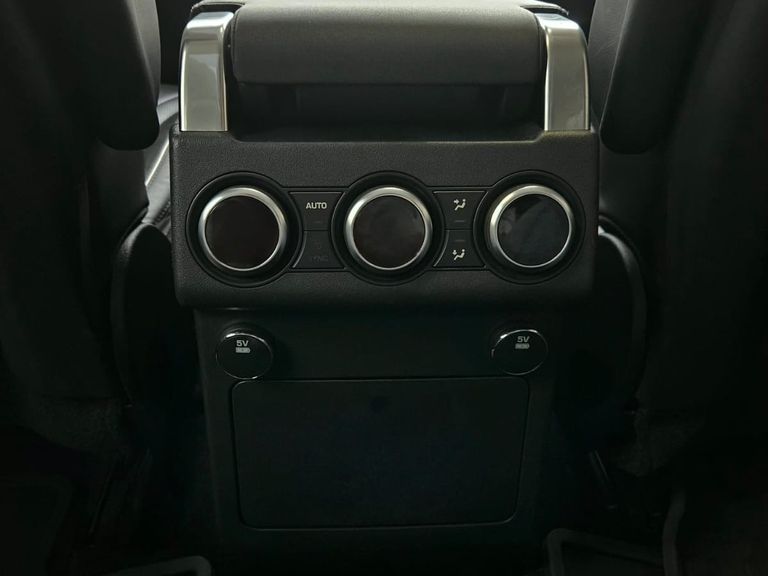 Land Rover Discovery HSE 3.0 V6 4x4 TD6 Diesel Aut.