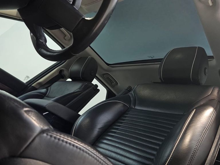 Land Rover Discovery HSE 3.0 V6 4x4 TD6 Diesel Aut.