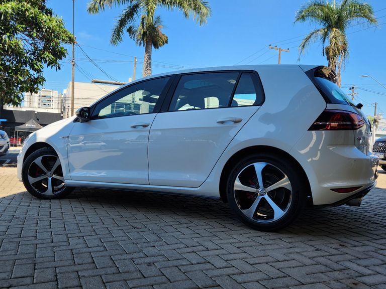 VolksWagen Golf GTi 2.0 TSI 220cv Aut.
