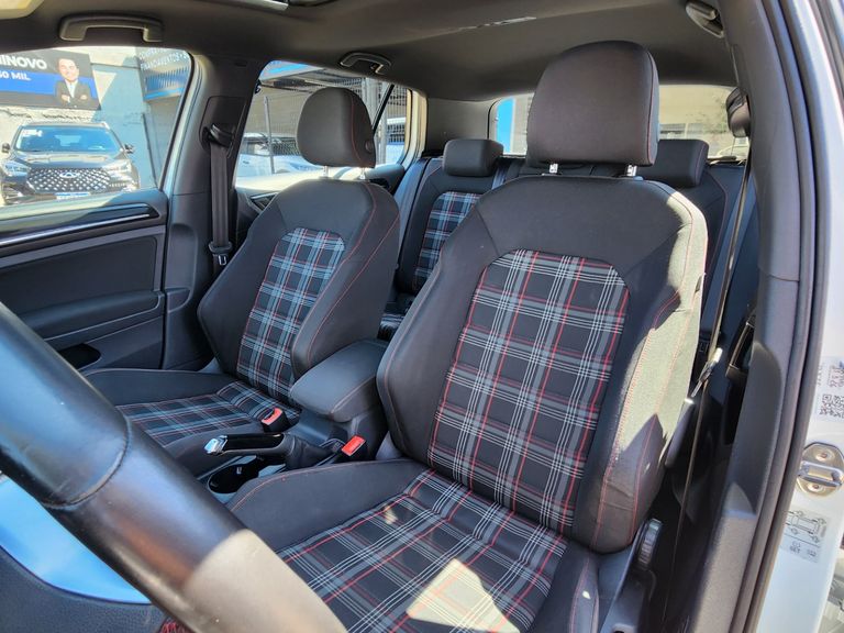 VolksWagen Golf GTi 2.0 TSI 220cv Aut.