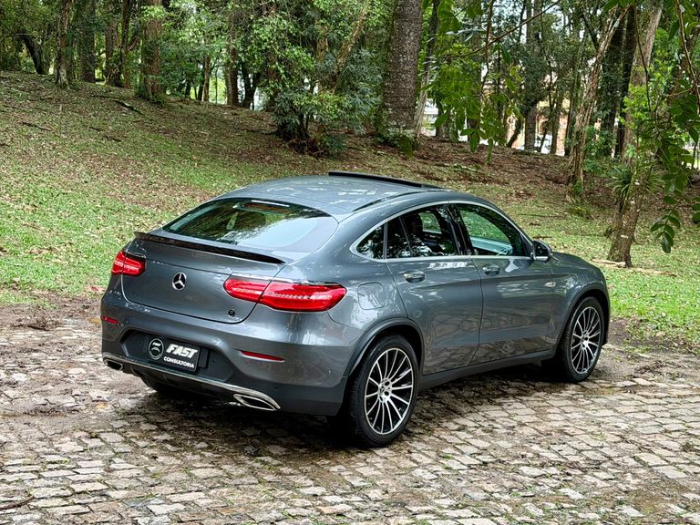 Mercedes GLC 250 Coupe 4MATIC 2.0 TB 16V Aut.