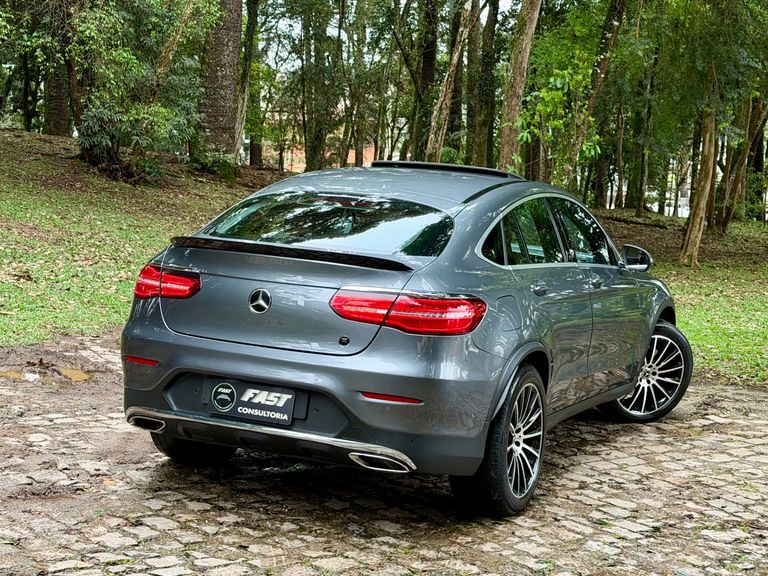 Mercedes GLC 250 Coupe 4MATIC 2.0 TB 16V Aut.