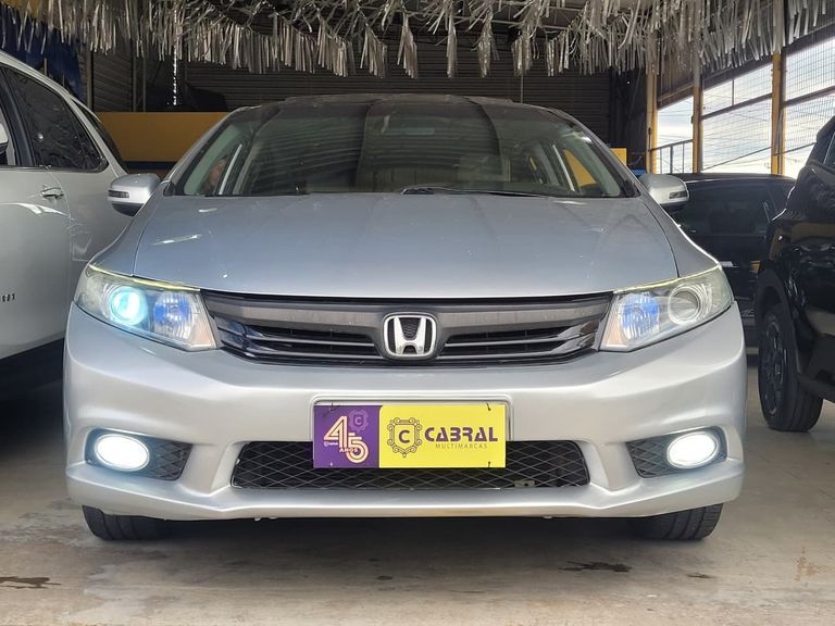 Honda Civic Sedan EXS 1.8/1.8 Flex 16V Aut. 4p