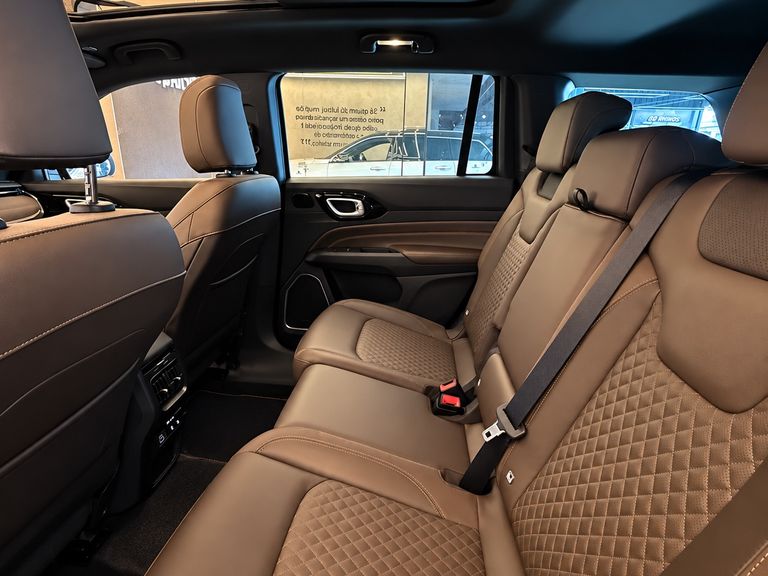 Jeep Commander Overland T270 1.3 TB Flex Aut.