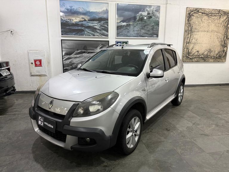 Renault SANDERO STEPWAY Hi-Flex 1.6 16V 5p Aut.