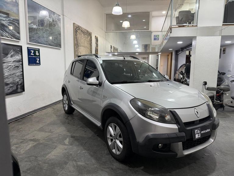 Renault SANDERO STEPWAY Hi-Flex 1.6 16V 5p Aut.