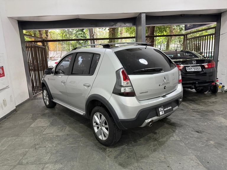 Renault SANDERO STEPWAY Hi-Flex 1.6 16V 5p Aut.