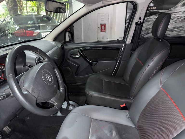 Renault SANDERO STEPWAY Hi-Flex 1.6 16V 5p Aut.