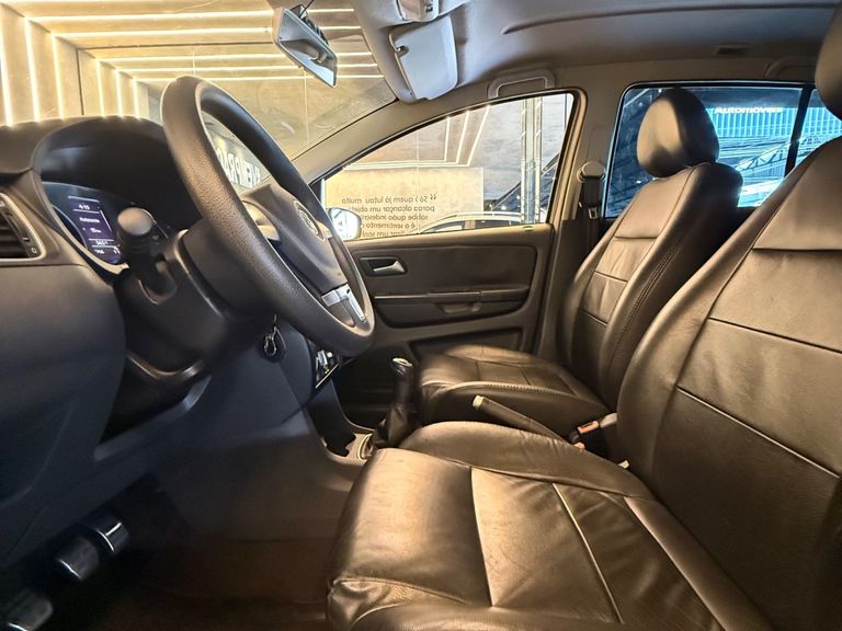 VolksWagen CROSSFOX 1.6 Mi Total Flex 8V 5p