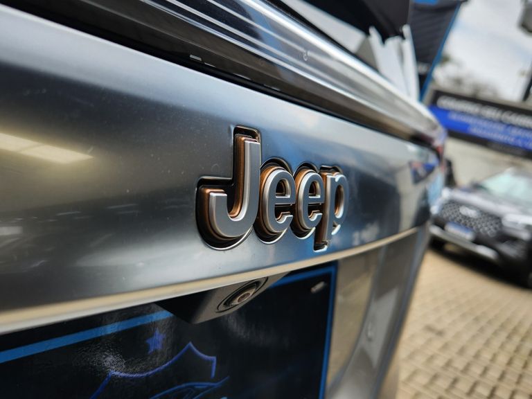 Jeep Commander Limited T270 1.3 TB Flex Aut.