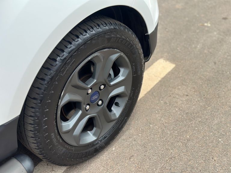 Ford EcoSport FREESTYLE 1.5 12V Flex 5p Aut.