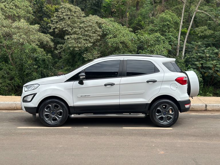 Ford EcoSport FREESTYLE 1.5 12V Flex 5p Aut.