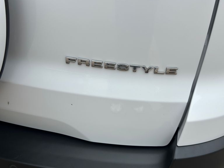Ford EcoSport FREESTYLE 1.5 12V Flex 5p Aut.