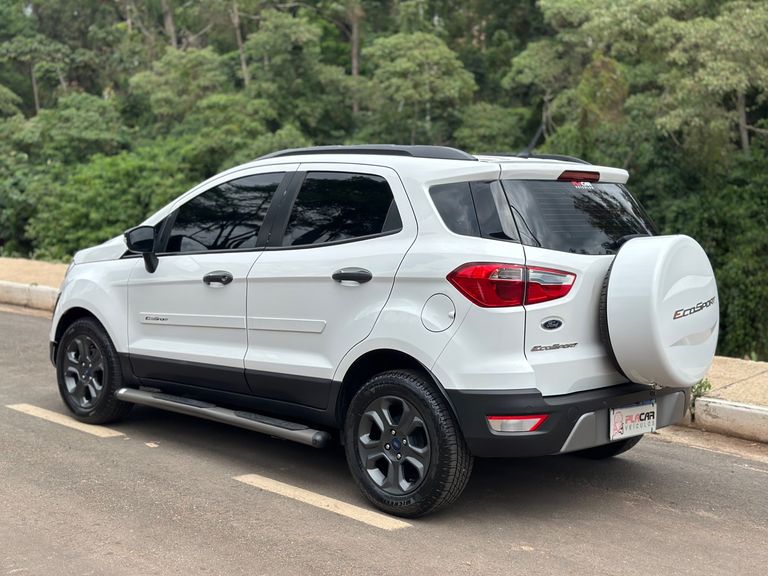 Ford EcoSport FREESTYLE 1.5 12V Flex 5p Aut.