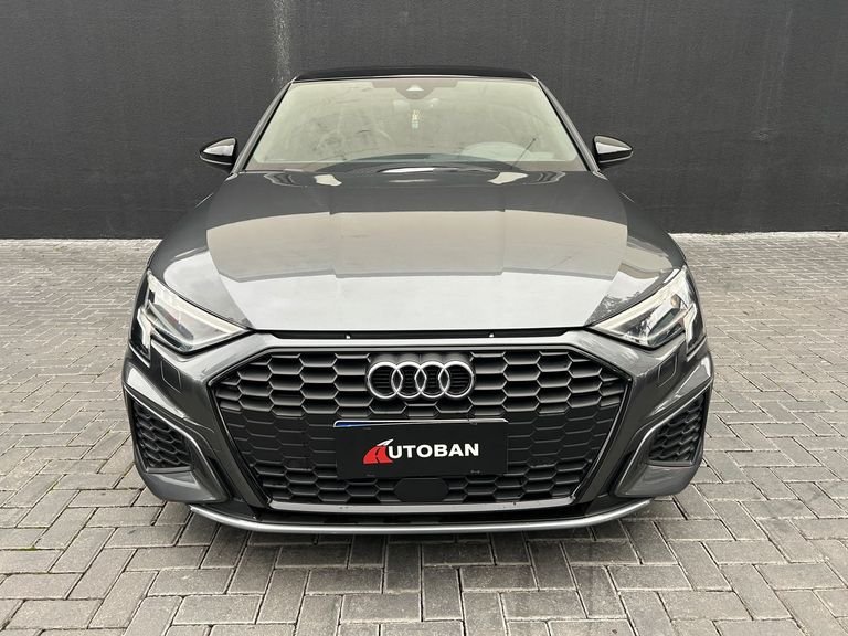 Audi A3 Sed.Perf. Black 2.0 TFSI S-tr. (Hib.)