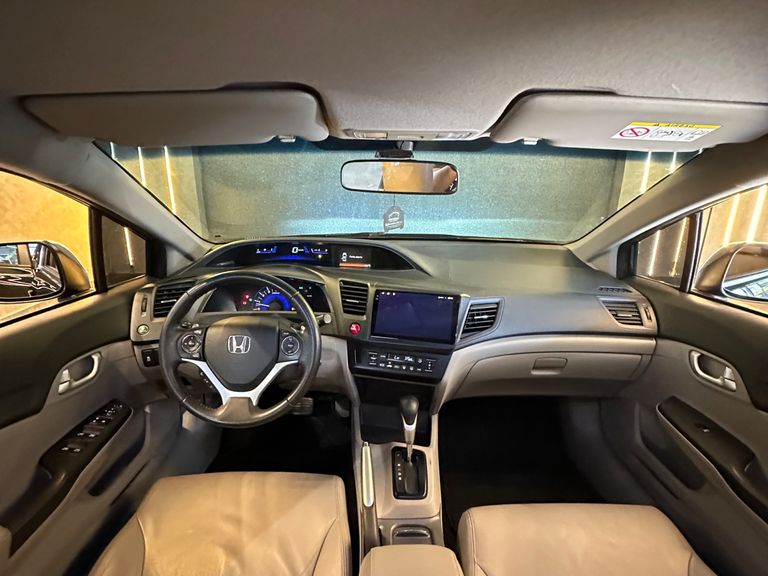 Honda Civic Sedan LXR 2.0 Flexone 16V Aut. 4p