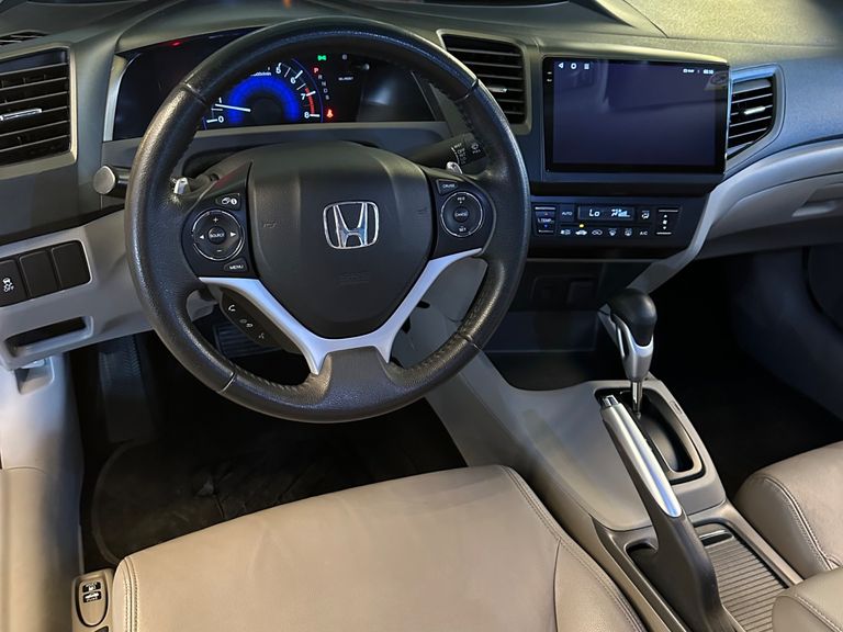 Honda Civic Sedan LXR 2.0 Flexone 16V Aut. 4p