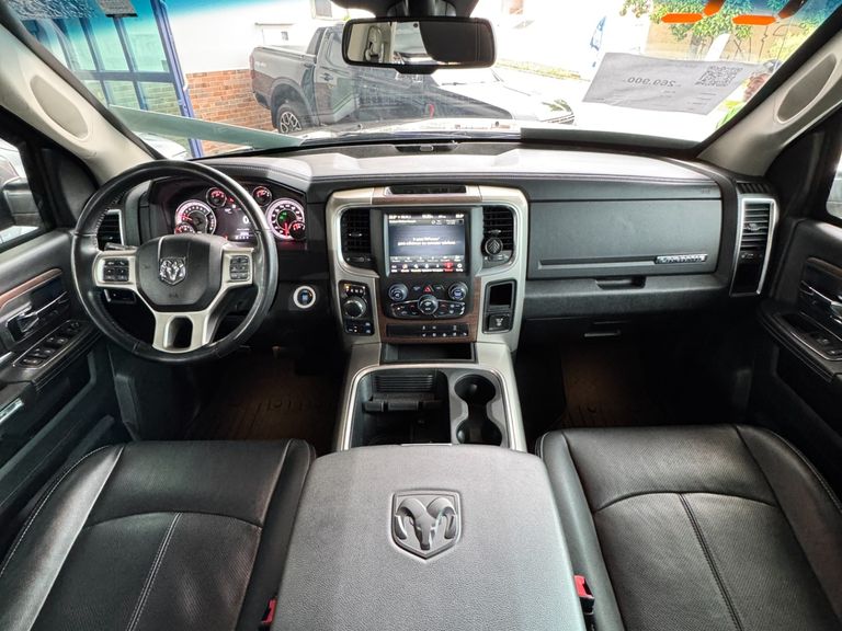 RAM CLASSIC LARAMIE 5.7 CD V8 4X4 Aut.