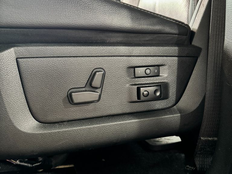 RAM CLASSIC LARAMIE 5.7 CD V8 4X4 Aut.