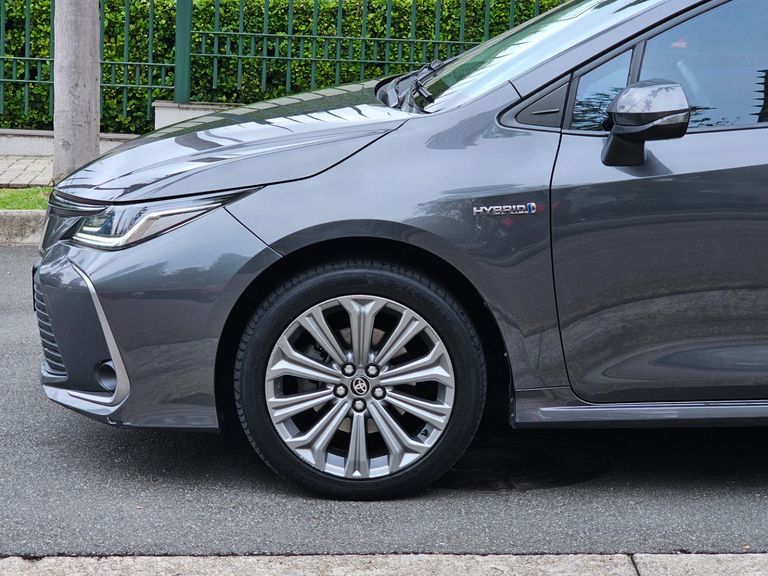 Toyota Corolla Altis 1.8 16V Aut. (Híbrido)