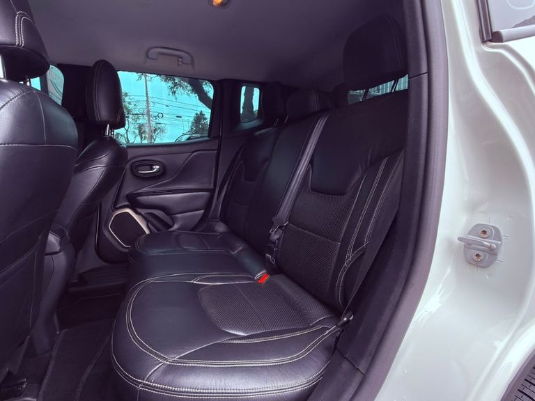 Jeep Renegade Longitude 1.8 4x2 Flex 16V Aut.