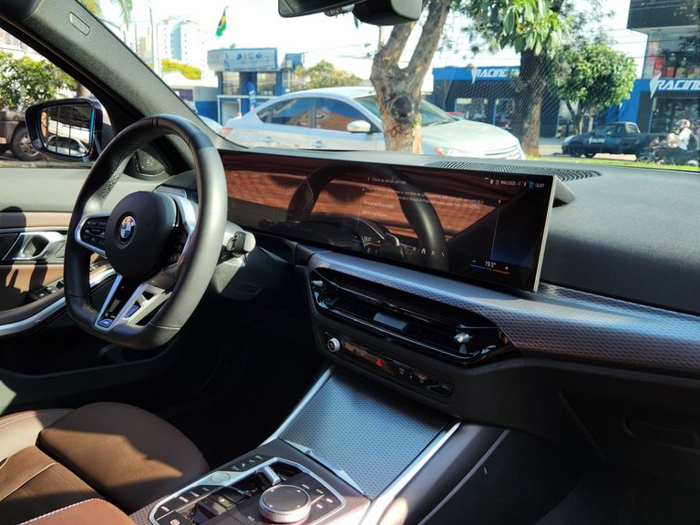 BMW 320iA 2.0 TB M Sport A.Flex/M.Sport 4p