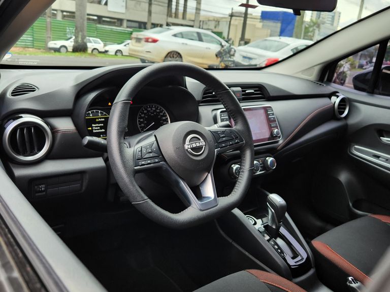 Nissan VERSA SR 1.6 16V Flex Aut.