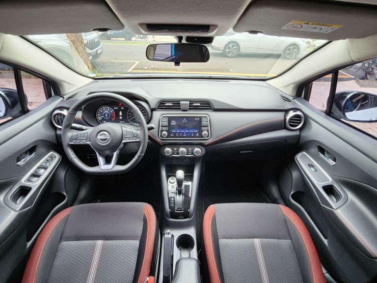 Nissan VERSA SR 1.6 16V Flex Aut.