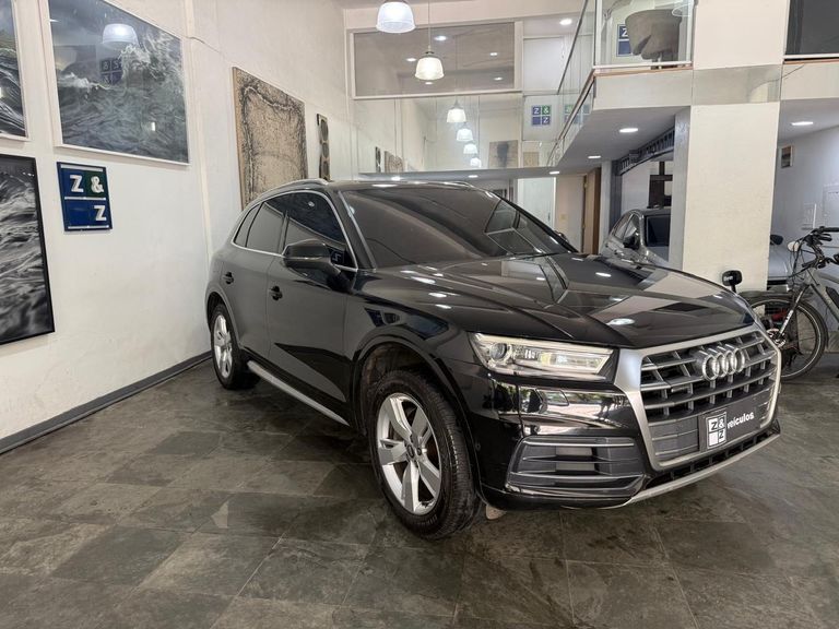 Audi Q5 Ambiente 2.0 TFSI Quattro S tronic