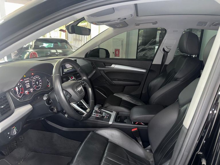 Audi Q5 Ambiente 2.0 TFSI Quattro S tronic