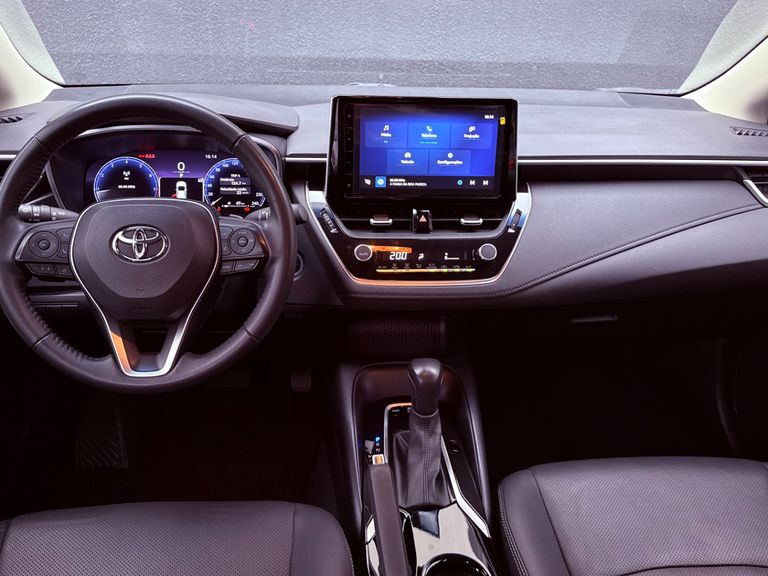 Toyota Corolla XEi 2.0 Flex 16V Aut.