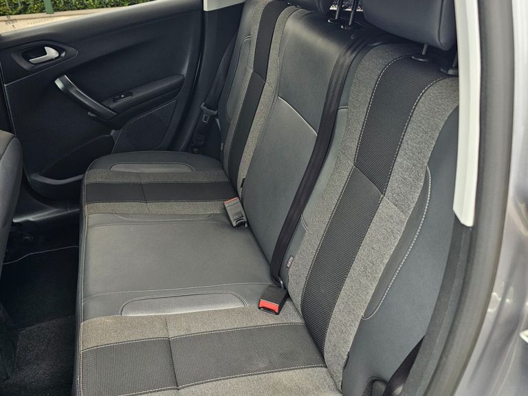 Peugeot 2008 Style 1.6 Flex 16V 5p Aut.