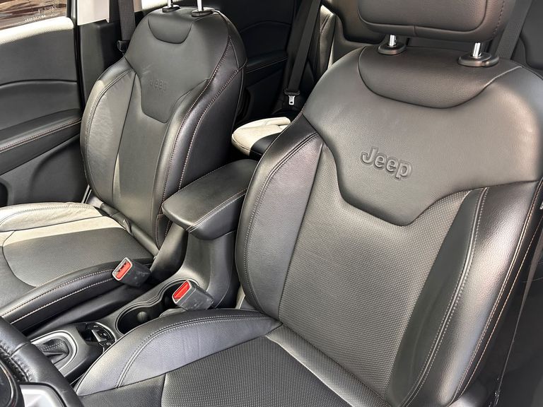 Jeep COMPASS LONGITUDE 2.0 4x2 Flex 16V Aut.