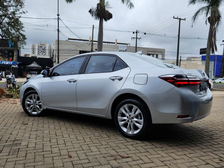 Toyota Corolla XEi 2.0 Flex 16V Aut.