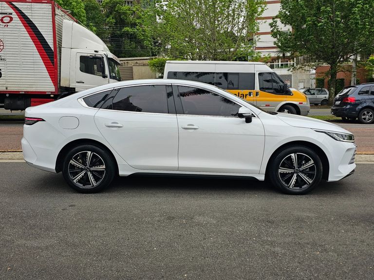 BYD King GS 1.5 16V Aut. (Hibrido)
