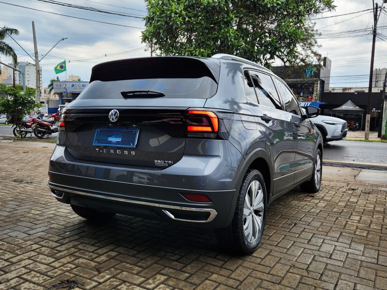 VolksWagen T-Cross Hig. 250 TSI 1.4 Flex 16V 5p Aut