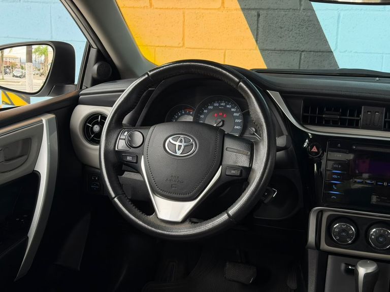 Toyota Corolla GLi Upper 1.8 Flex 16V Aut.