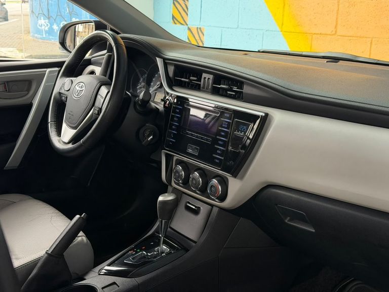 Toyota Corolla GLi Upper 1.8 Flex 16V Aut.