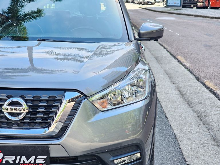 Nissan KICKS SL 1.6 16V FlexStar 5p Aut.