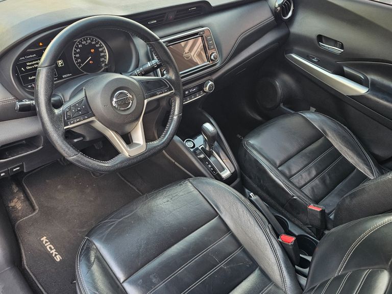 Nissan KICKS SL 1.6 16V FlexStar 5p Aut.