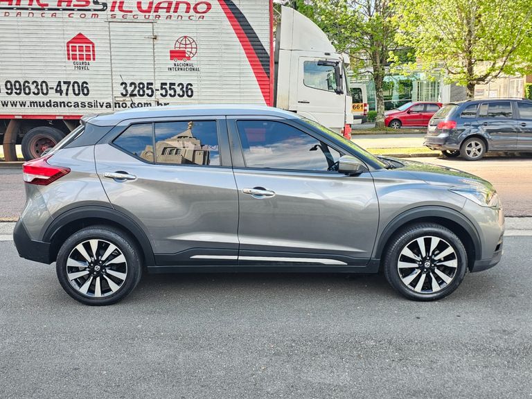 Nissan KICKS SL 1.6 16V FlexStar 5p Aut.
