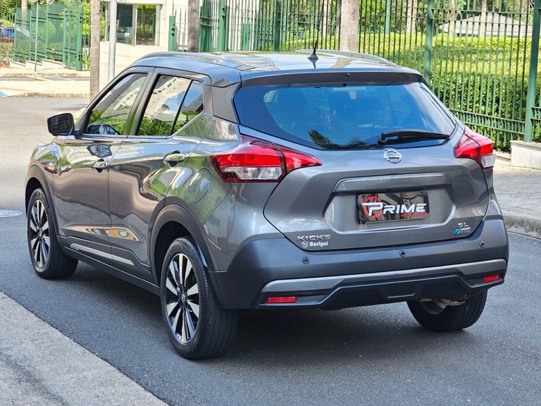 Nissan KICKS SL 1.6 16V FlexStar 5p Aut.