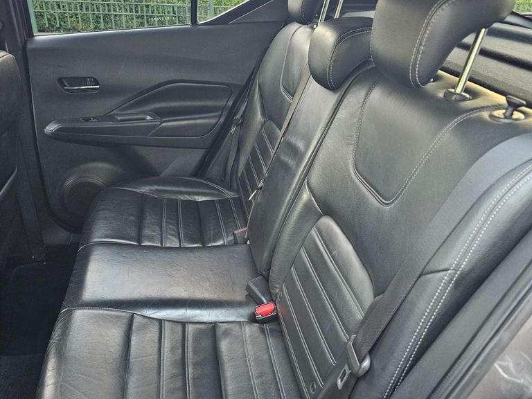Nissan KICKS SL 1.6 16V FlexStar 5p Aut.