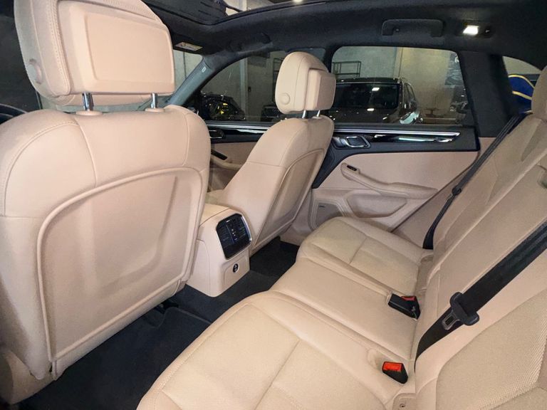 Porsche Macan 2.0 Turbo