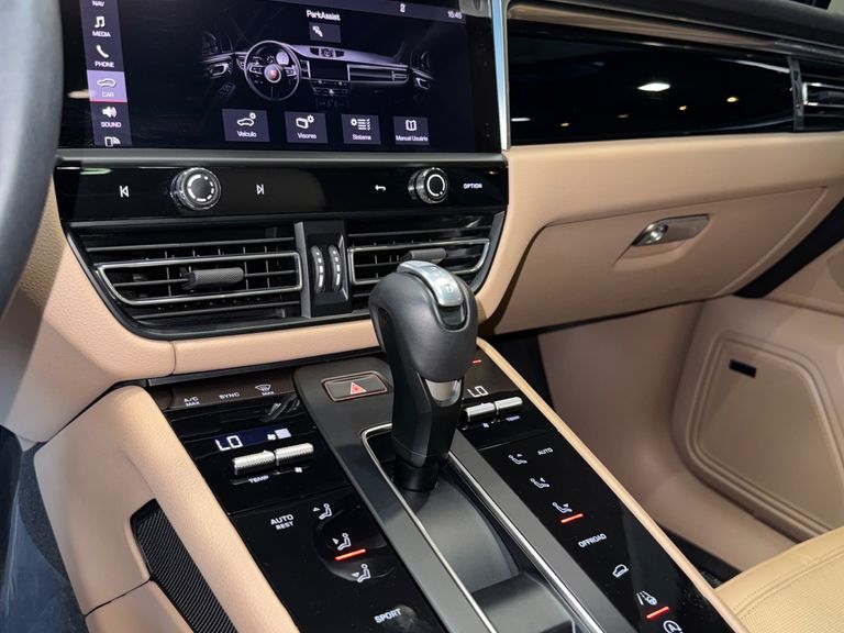 Porsche Macan 2.0 Turbo