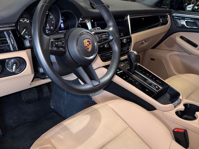 Porsche Macan 2.0 Turbo
