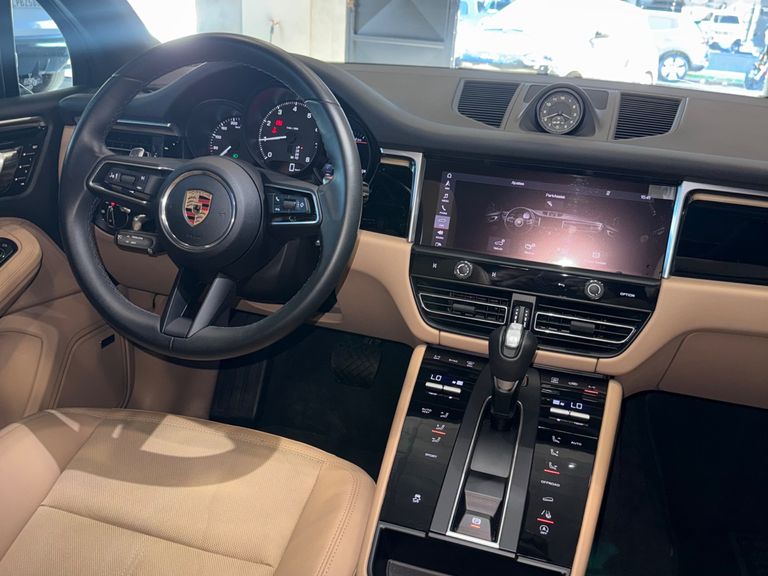 Porsche Macan 2.0 Turbo