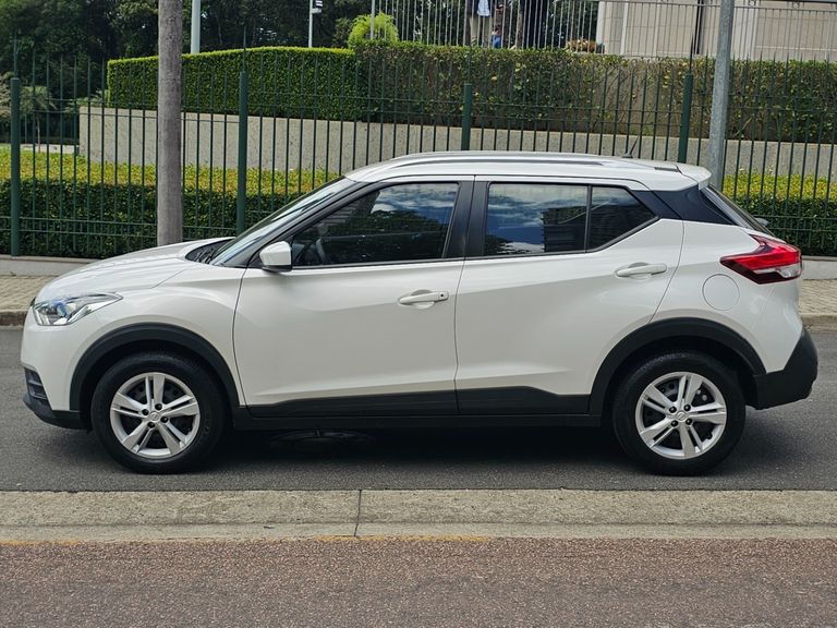 Nissan KICKS S 1.6 16V FlexStar 5p Mec.